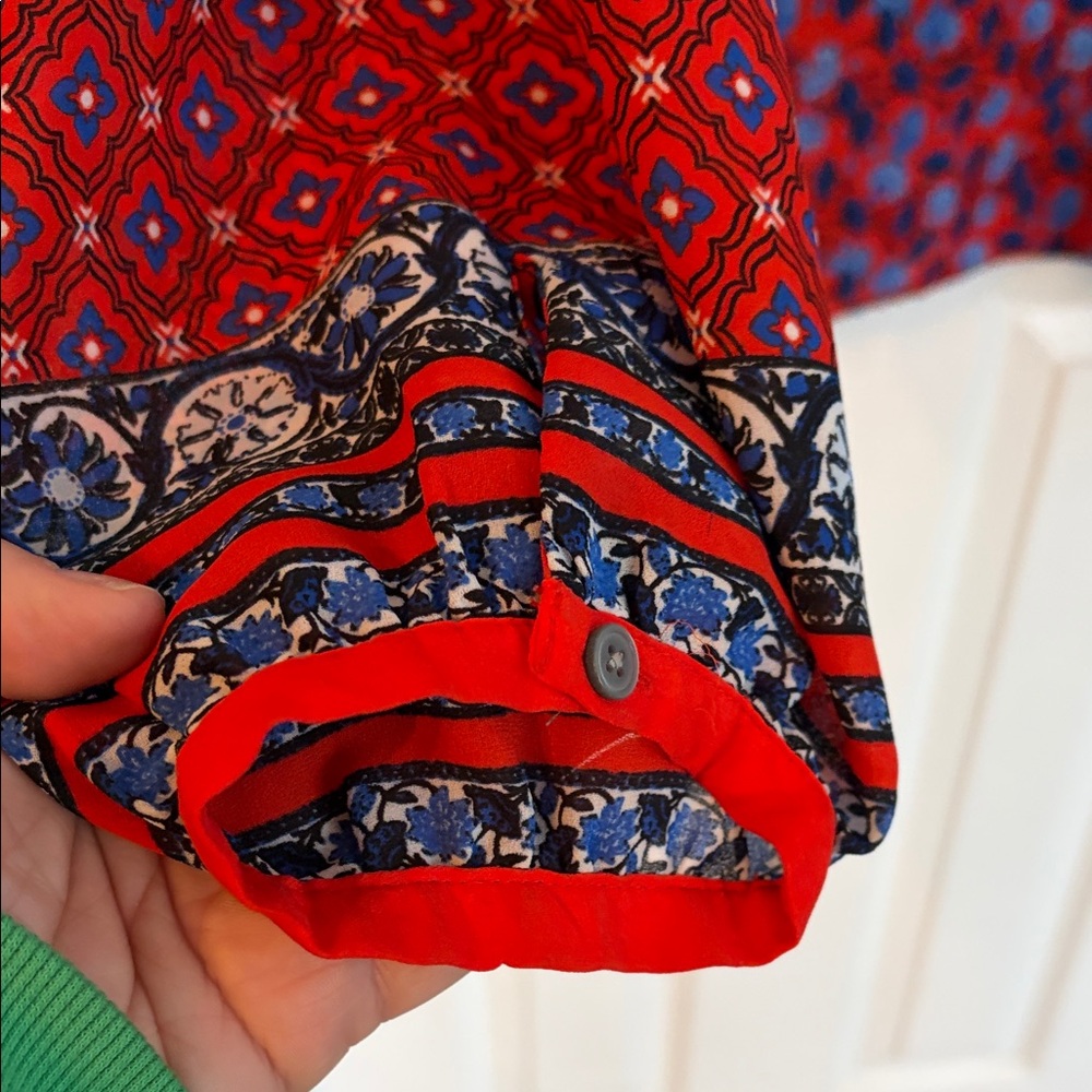 LOFT Vibrant Red and Blue Patterned Blouse - Picture 5 of 7